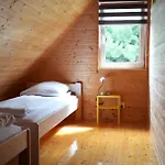 Ptasie Radio Lodge