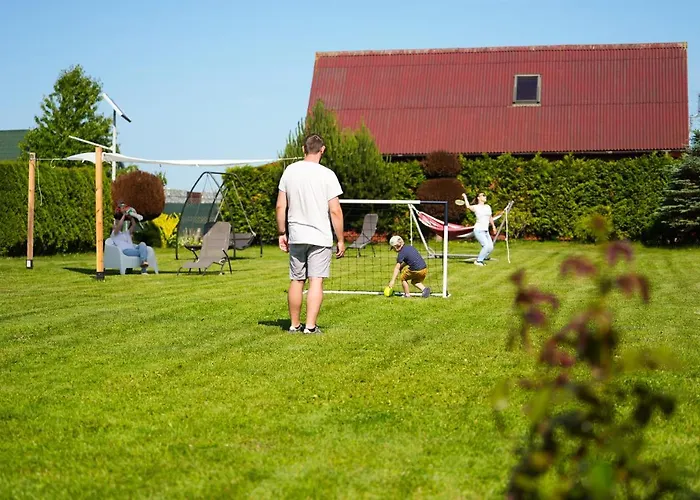 Ptasie Radio Деревянный коттедж